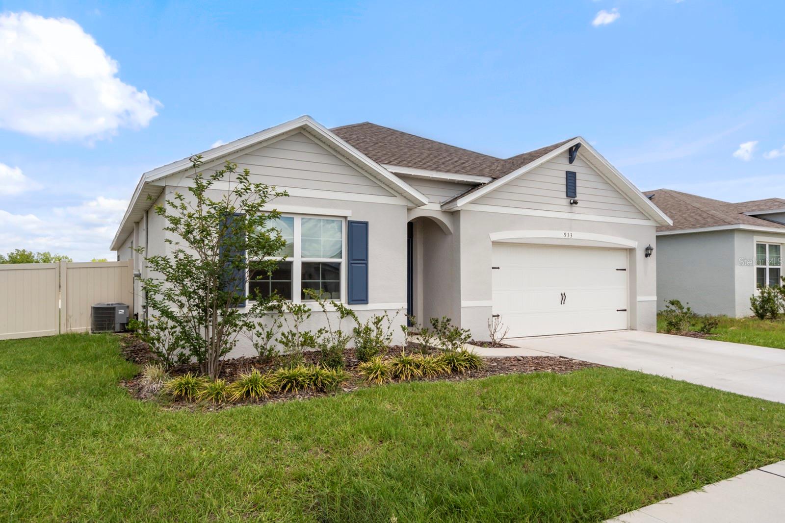 933 AMBLESIDE DRIVE, Haines City, FL 33844 933 AMBLESIDE DRIVE, Haines City, FL 33844