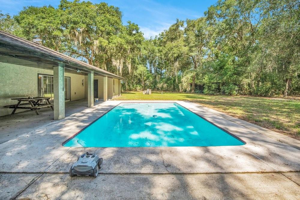 211 S GAINES STREET, Oak Hill, FL 32759