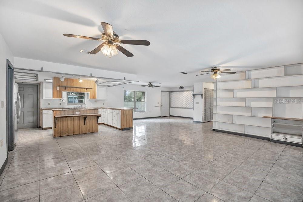 211 S GAINES STREET, Oak Hill, FL 32759