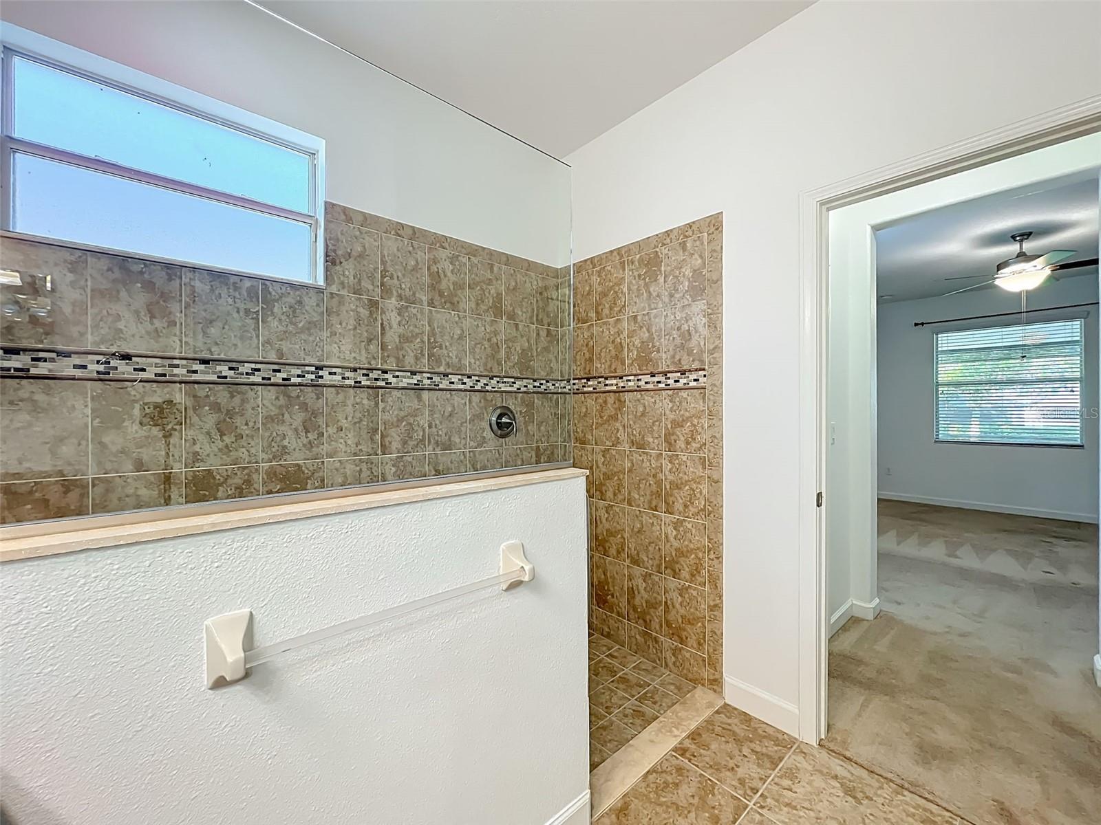 4052 SERENA LANE, Clermont, FL 34711