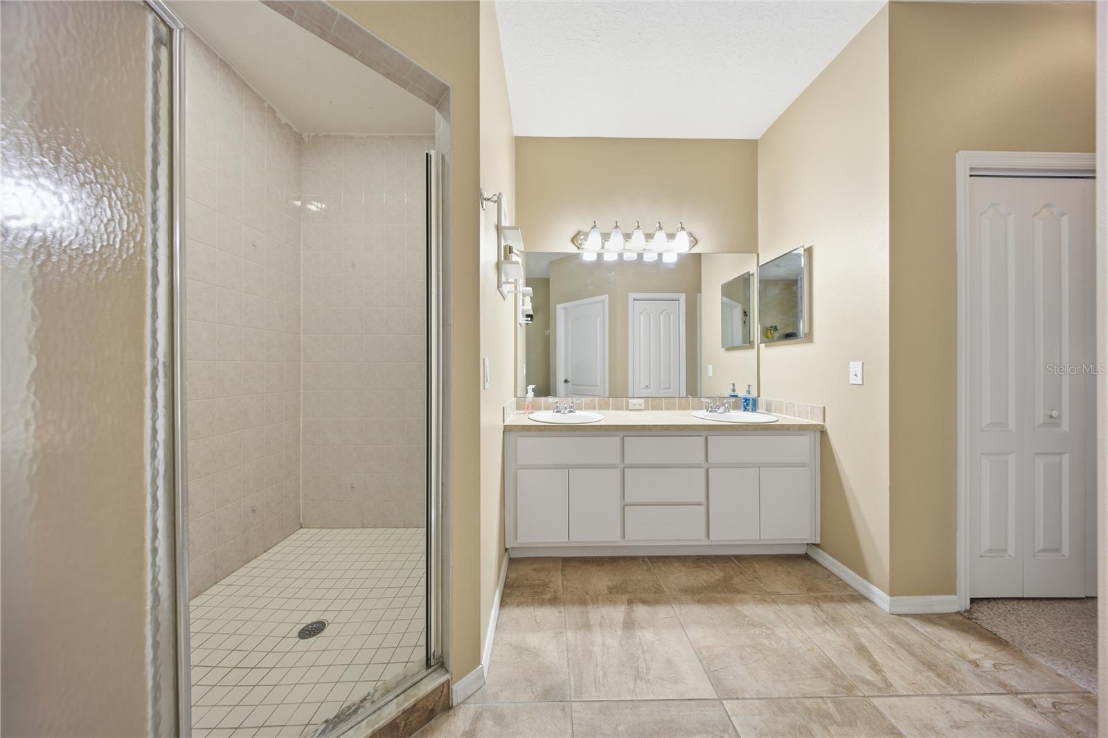 13028 S OAKVIEW AVENUE, Floral City, FL 34436