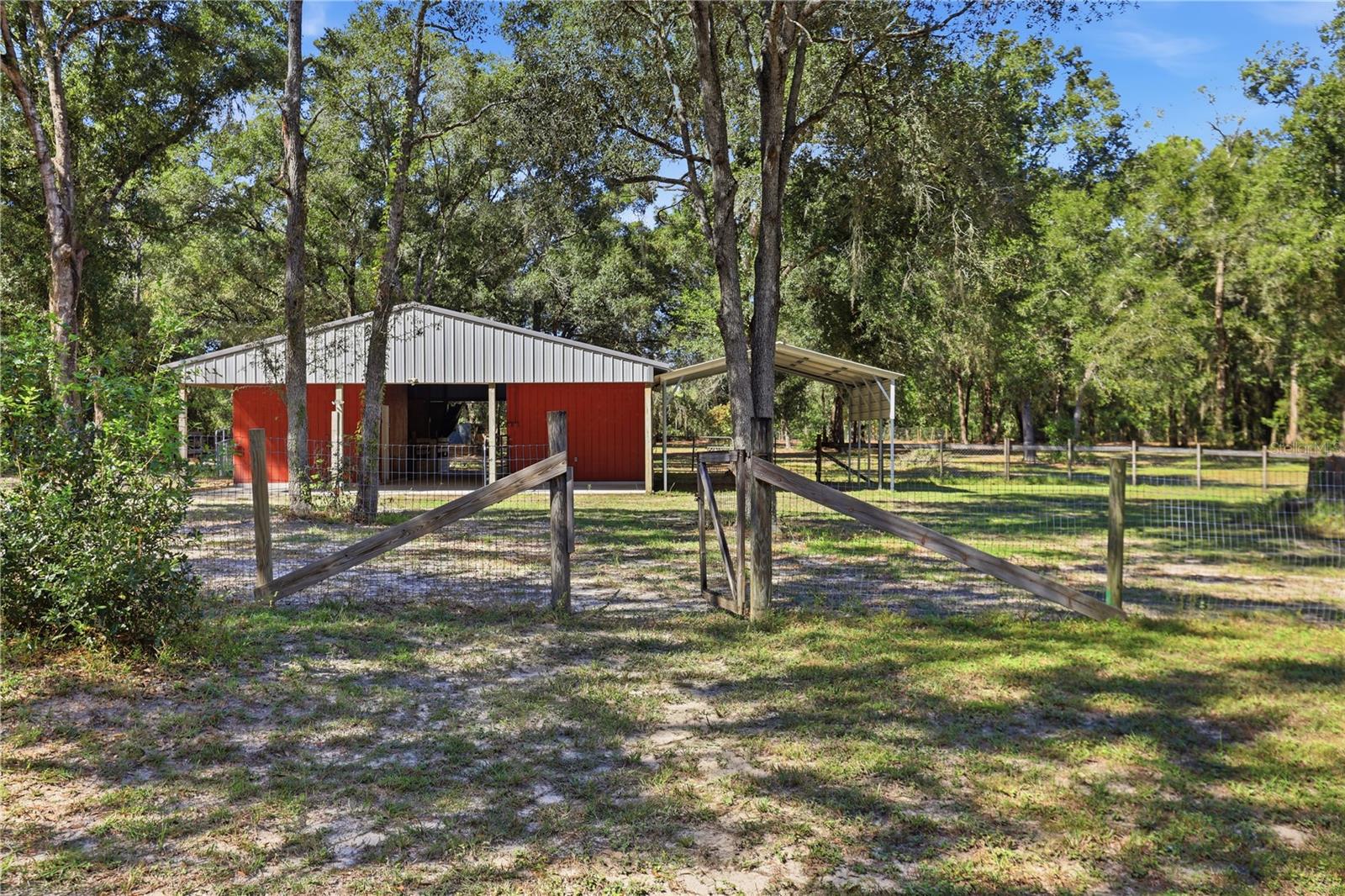 13028 S OAKVIEW AVENUE, Floral City, FL 34436