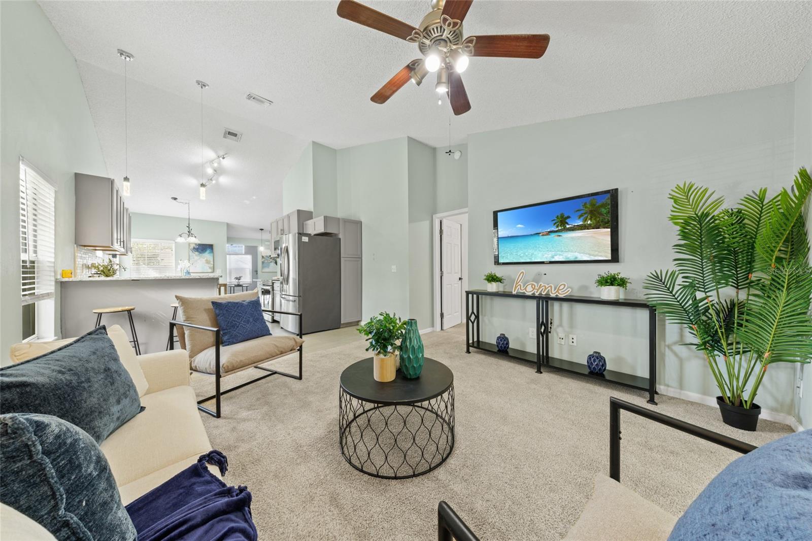 100 KELLY CIRCLE, Sanford, FL 32773