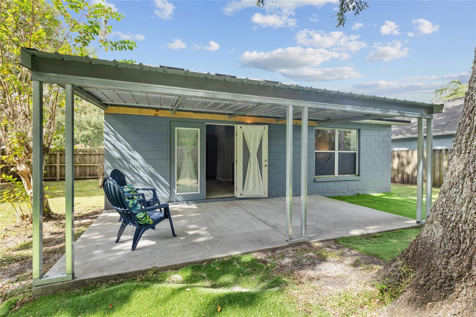 100 KELLY CIRCLE, Sanford, FL 32773