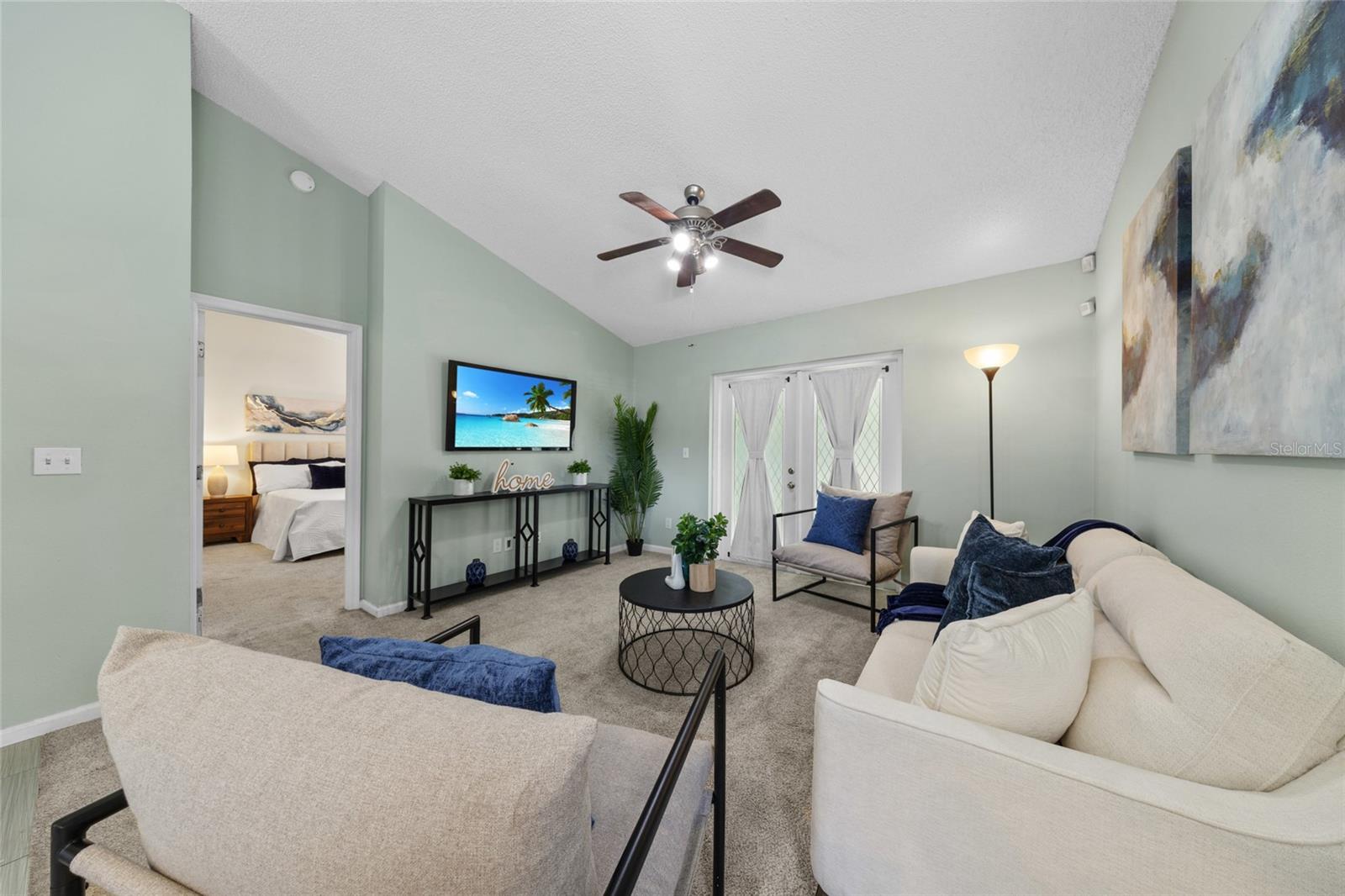100 KELLY CIRCLE, Sanford, FL 32773