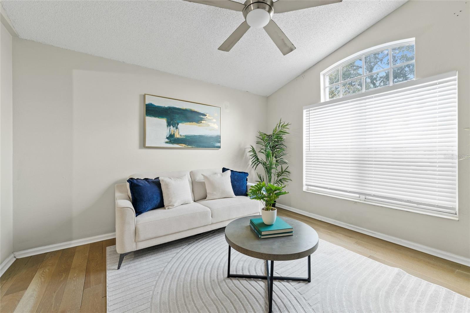 100 KELLY CIRCLE, Sanford, FL 32773