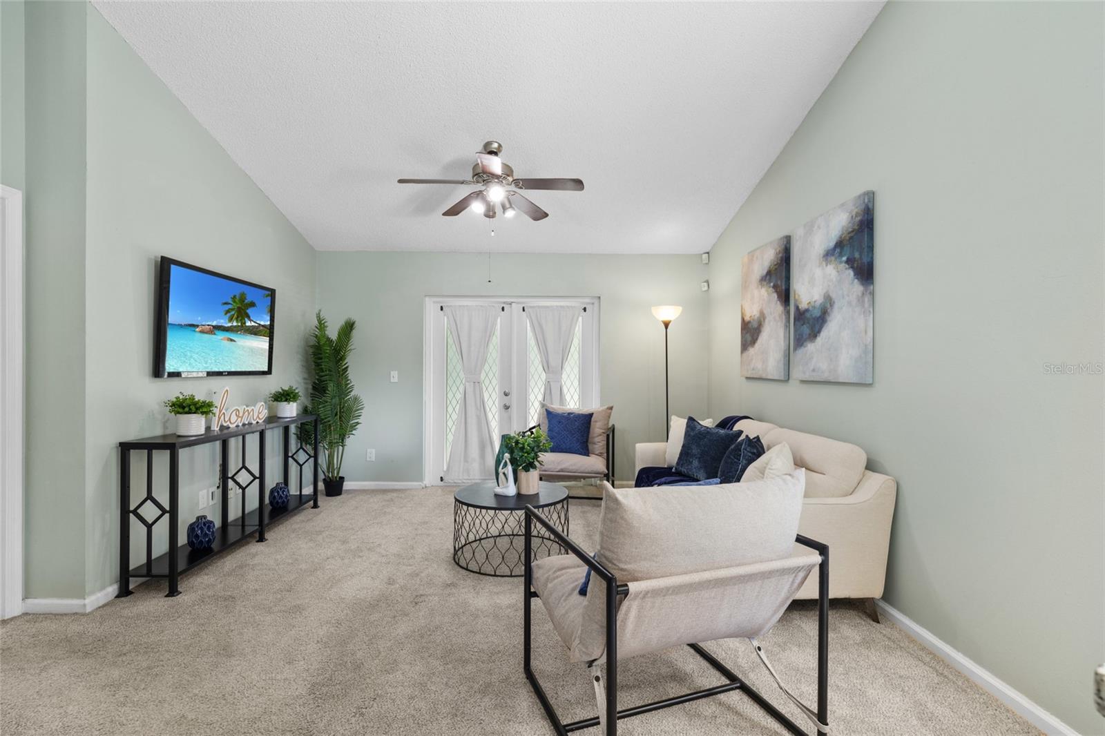 100 KELLY CIRCLE, Sanford, FL 32773