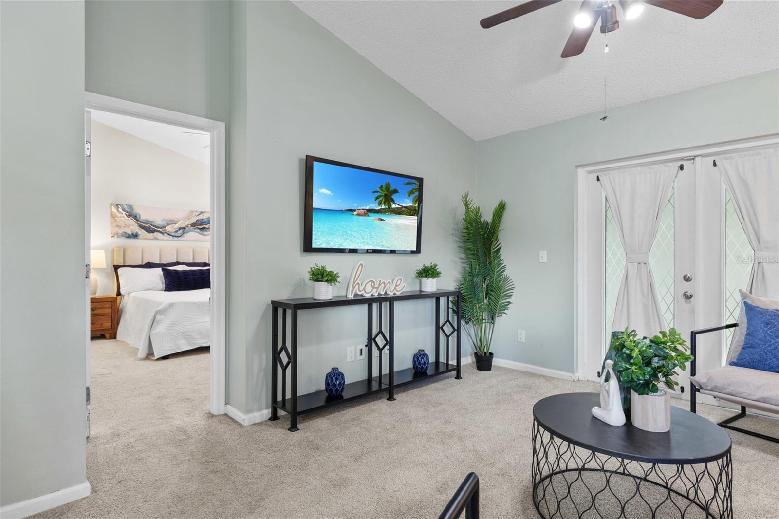 100 KELLY CIRCLE, Sanford, FL 32773