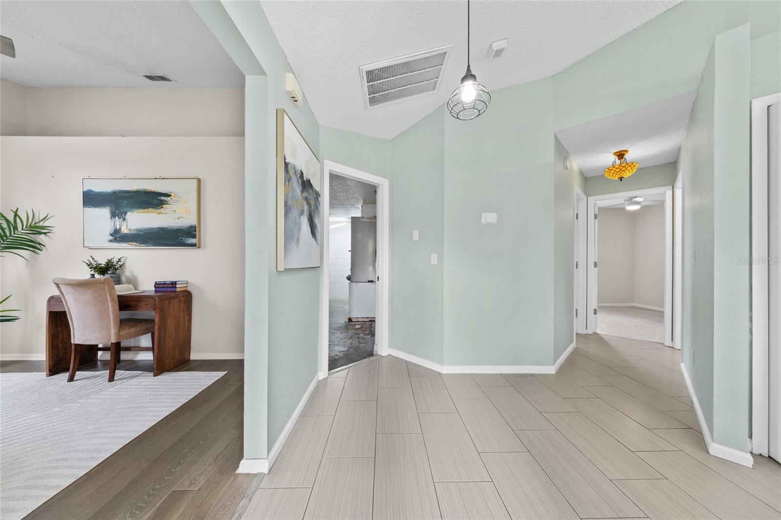 100 KELLY CIRCLE, Sanford, FL 32773