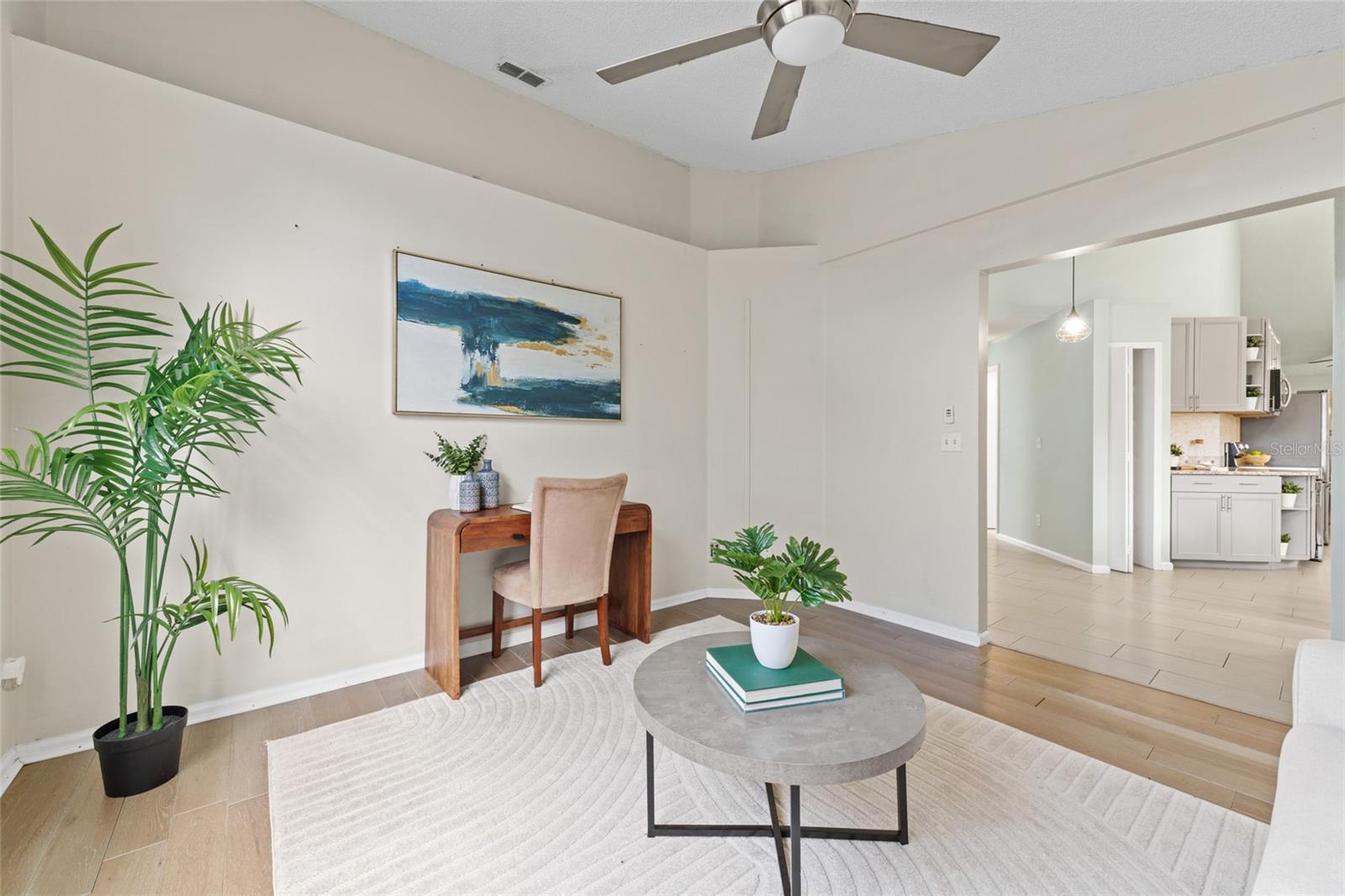 100 KELLY CIRCLE, Sanford, FL 32773