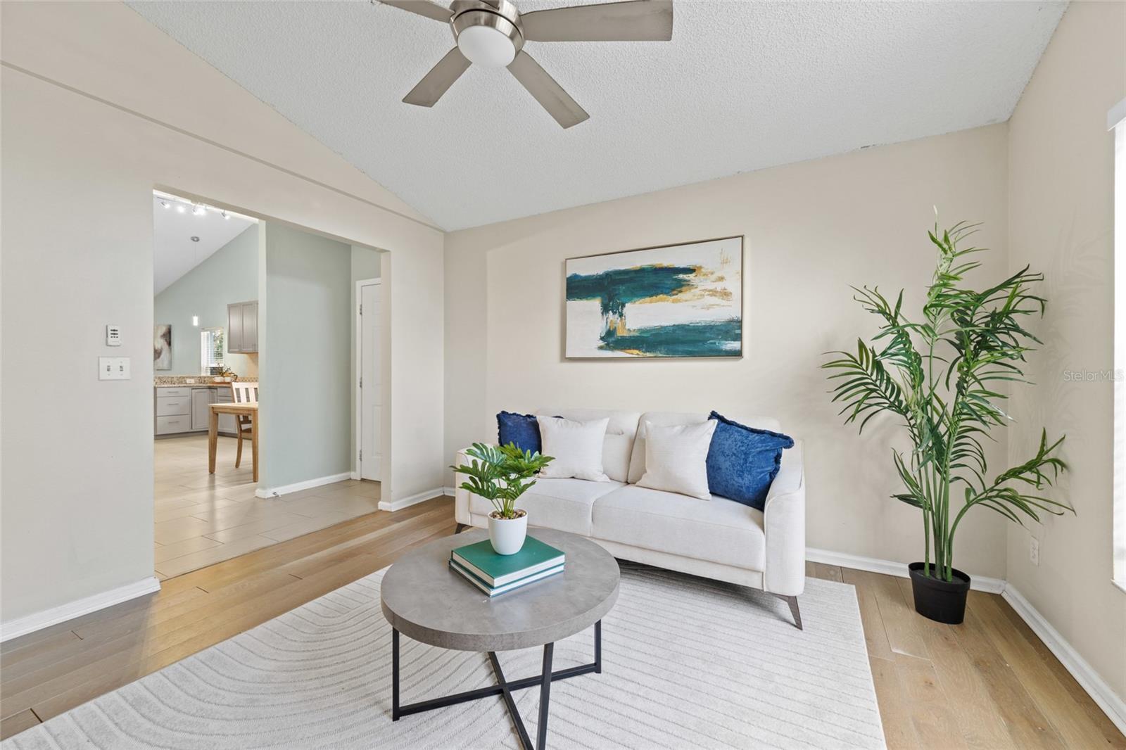 100 KELLY CIRCLE, Sanford, FL 32773