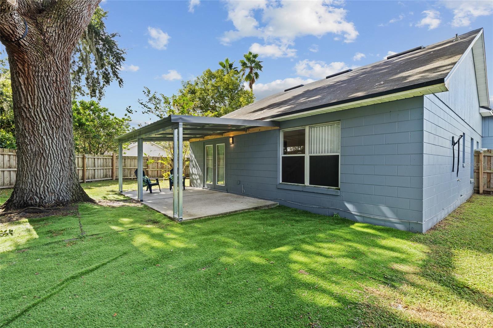 100 KELLY CIRCLE, Sanford, FL 32773