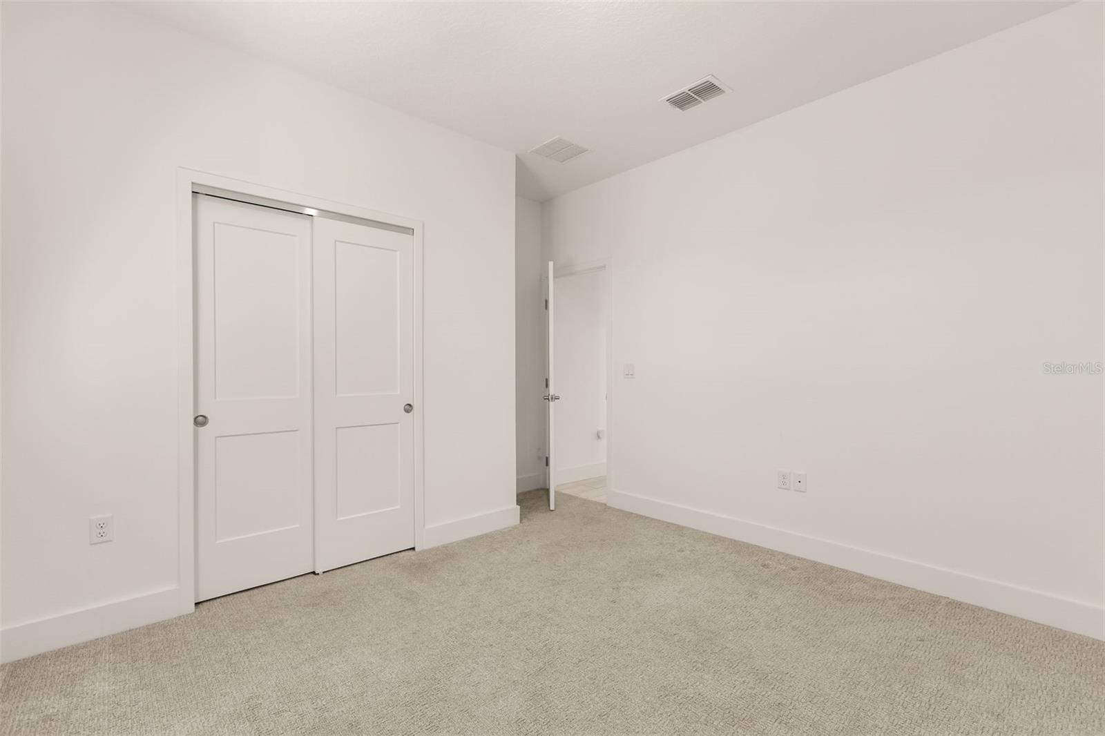 3055 SILVERMINES AVENUE, Ormond Beach, FL 32174