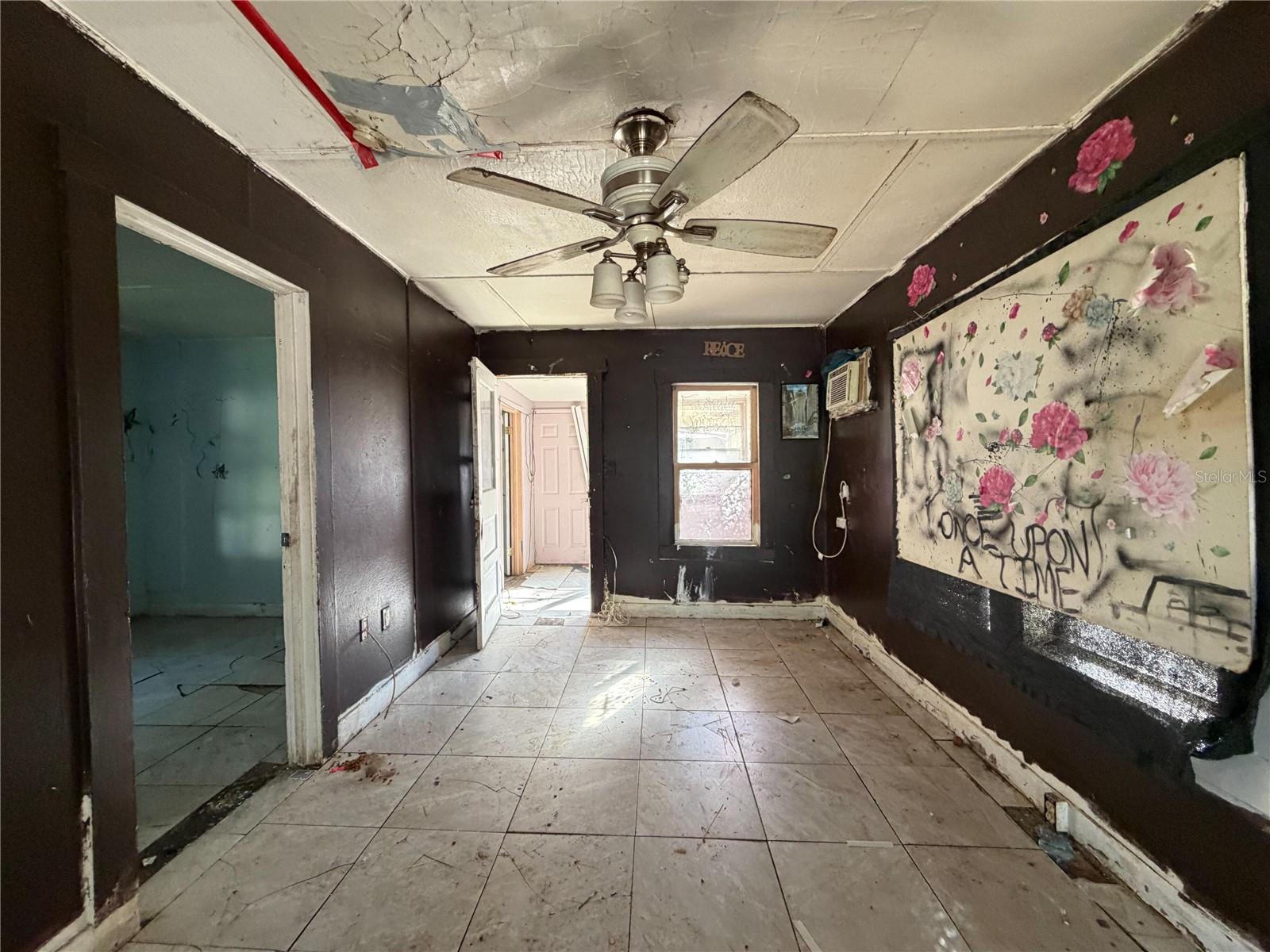 2221 UNION STREET S, St Petersburg, FL 33712