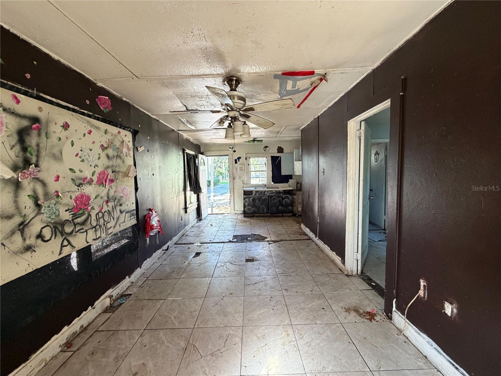 2221 UNION STREET S, St Petersburg, FL 33712