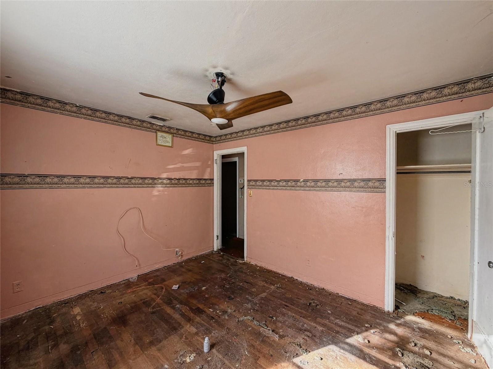 2221 UNION STREET S, St Petersburg, FL 33712