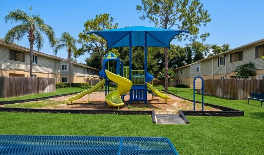 245 THORN TREE PLACE, #245, Brandon, FL 33510