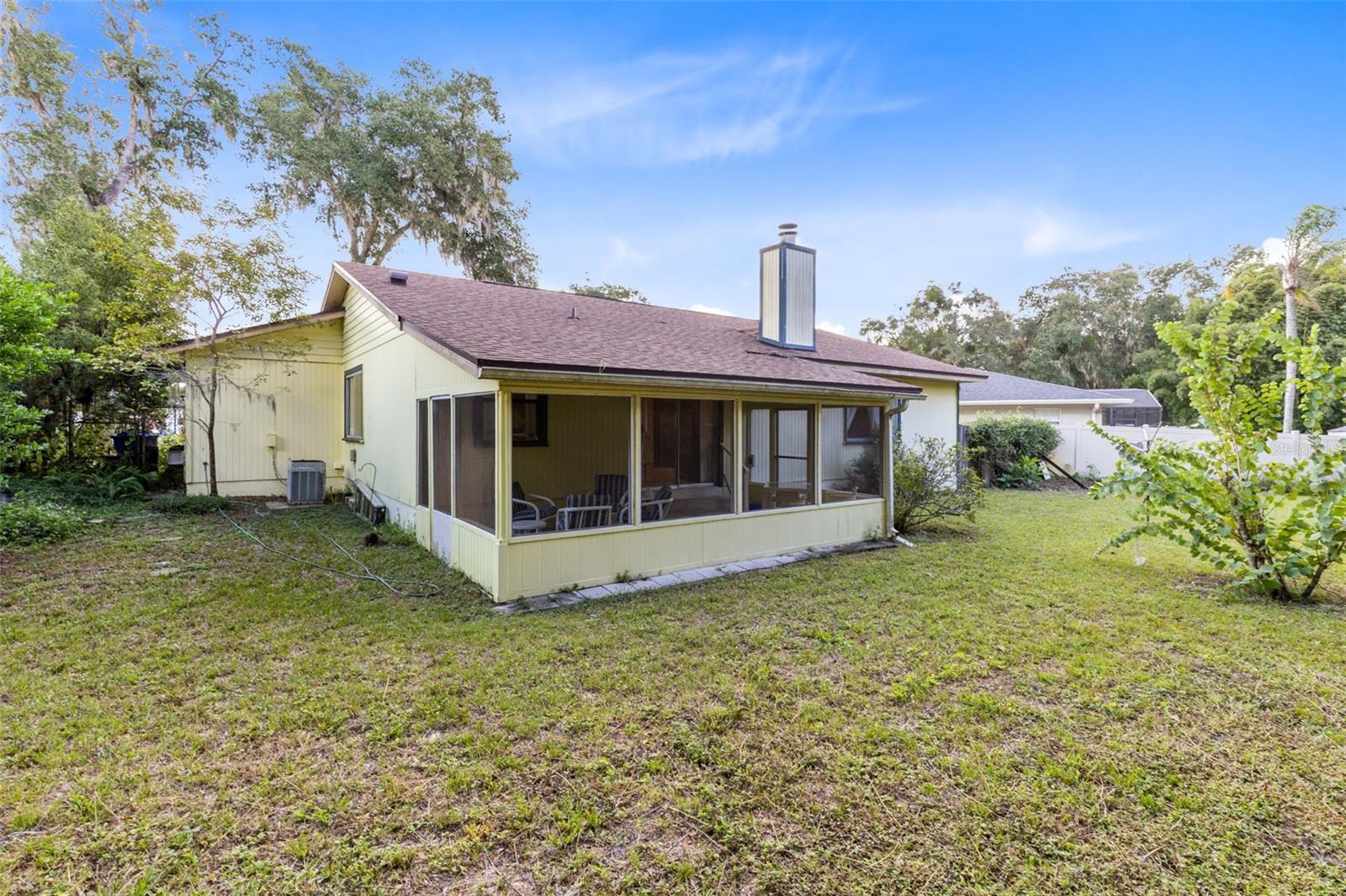 283 W CELERY CIRCLE, Oviedo, FL 32765