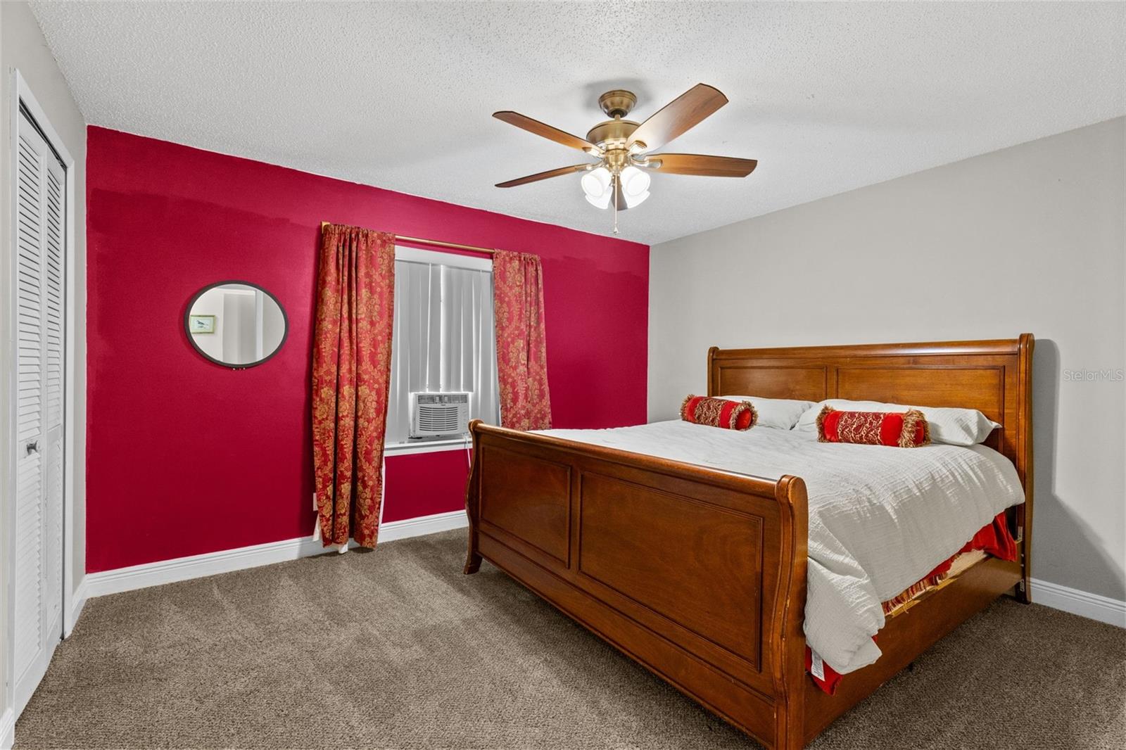 283 W CELERY CIRCLE, Oviedo, FL 32765