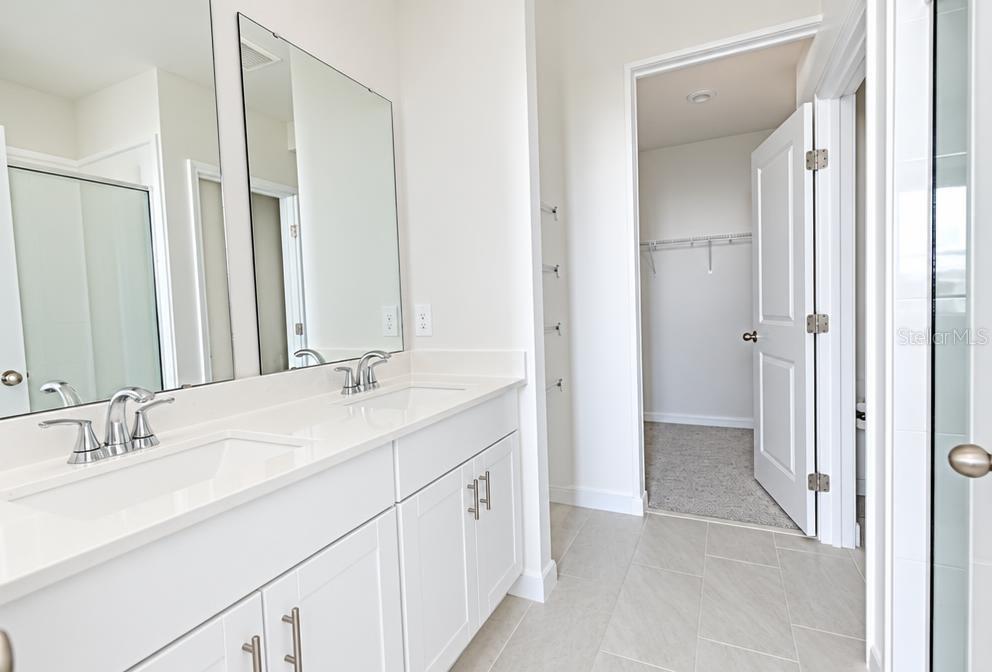 Main bathroom