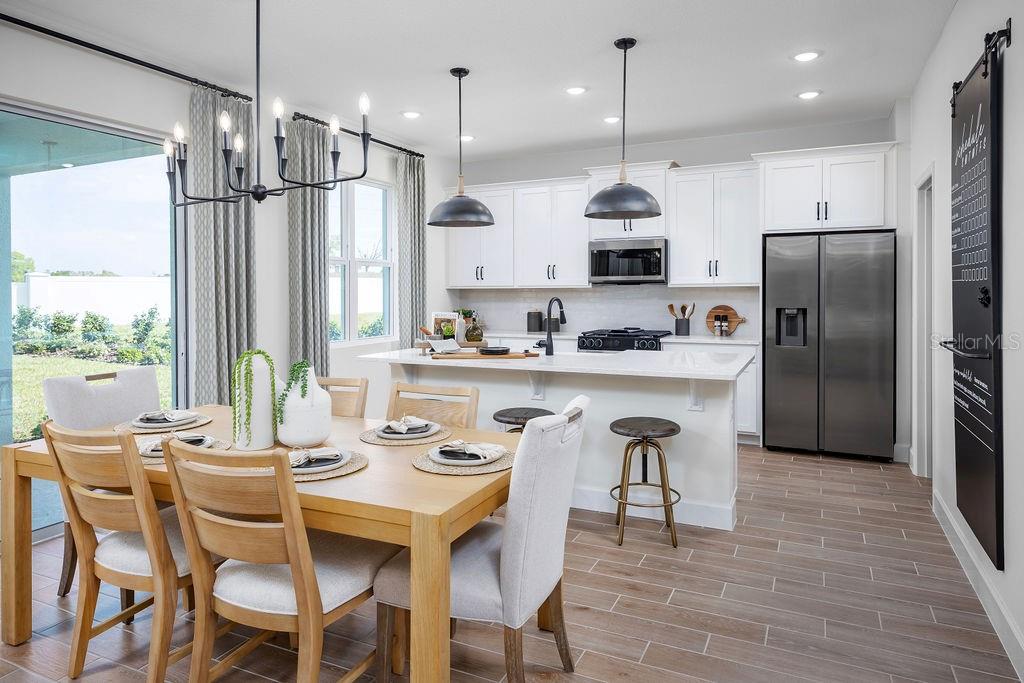 Kitchen & Dining Room Kitchen & Dining Room
