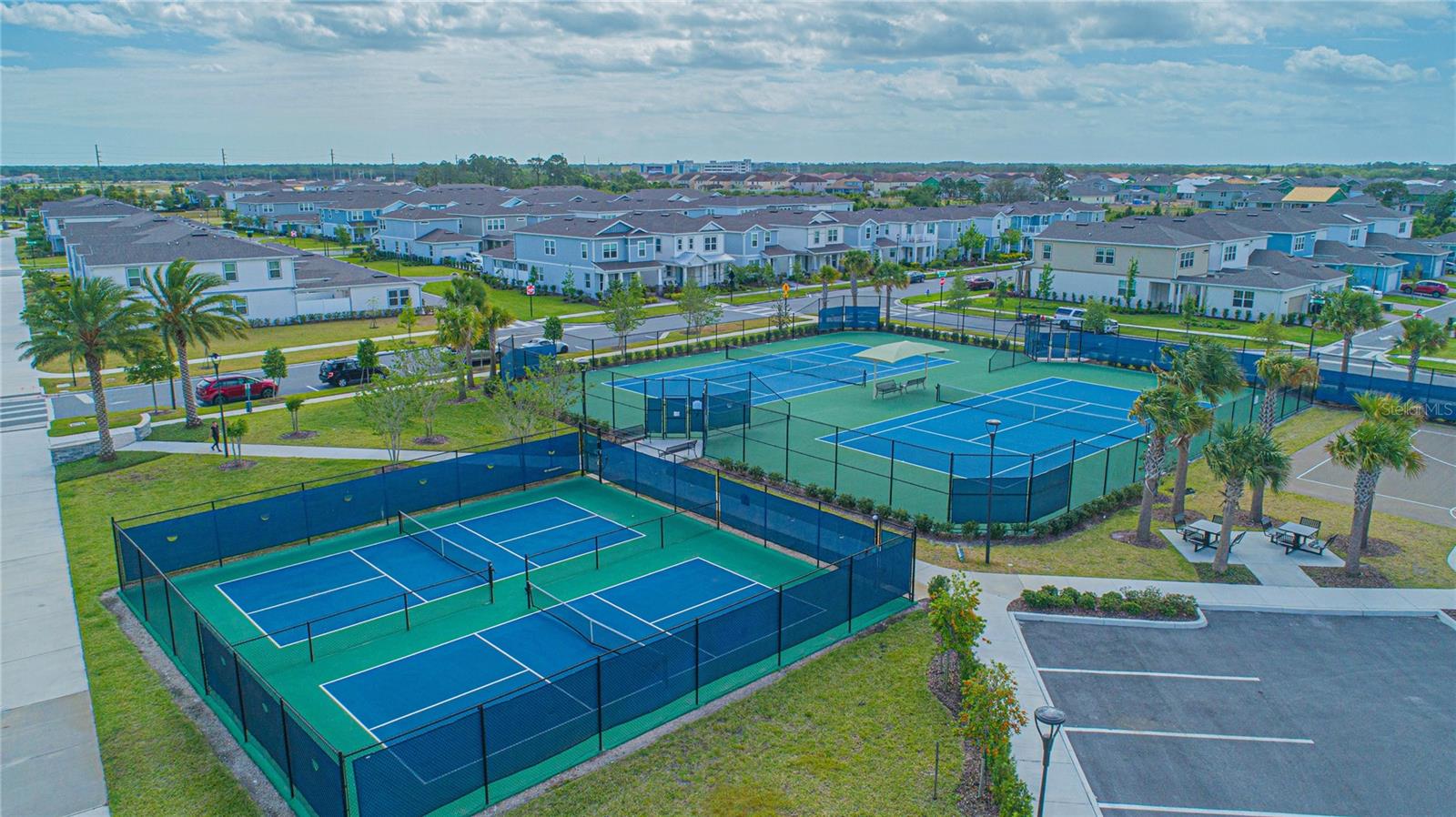 Tennis & Pickleball Courts