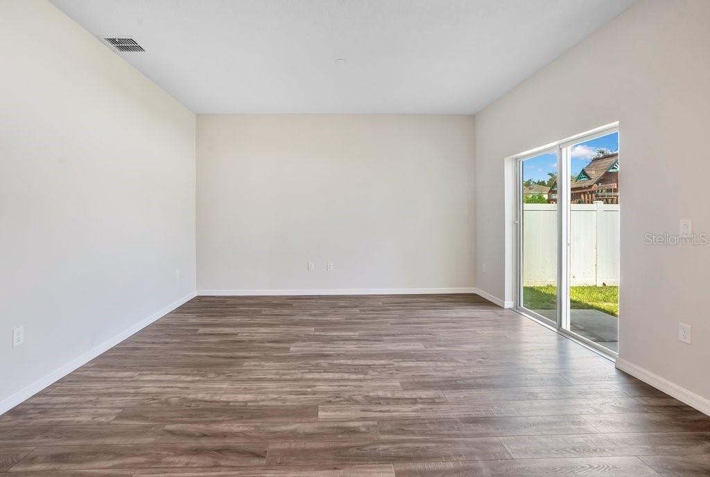 3409 CURLEW AVENUE, Leesburg, FL 34748