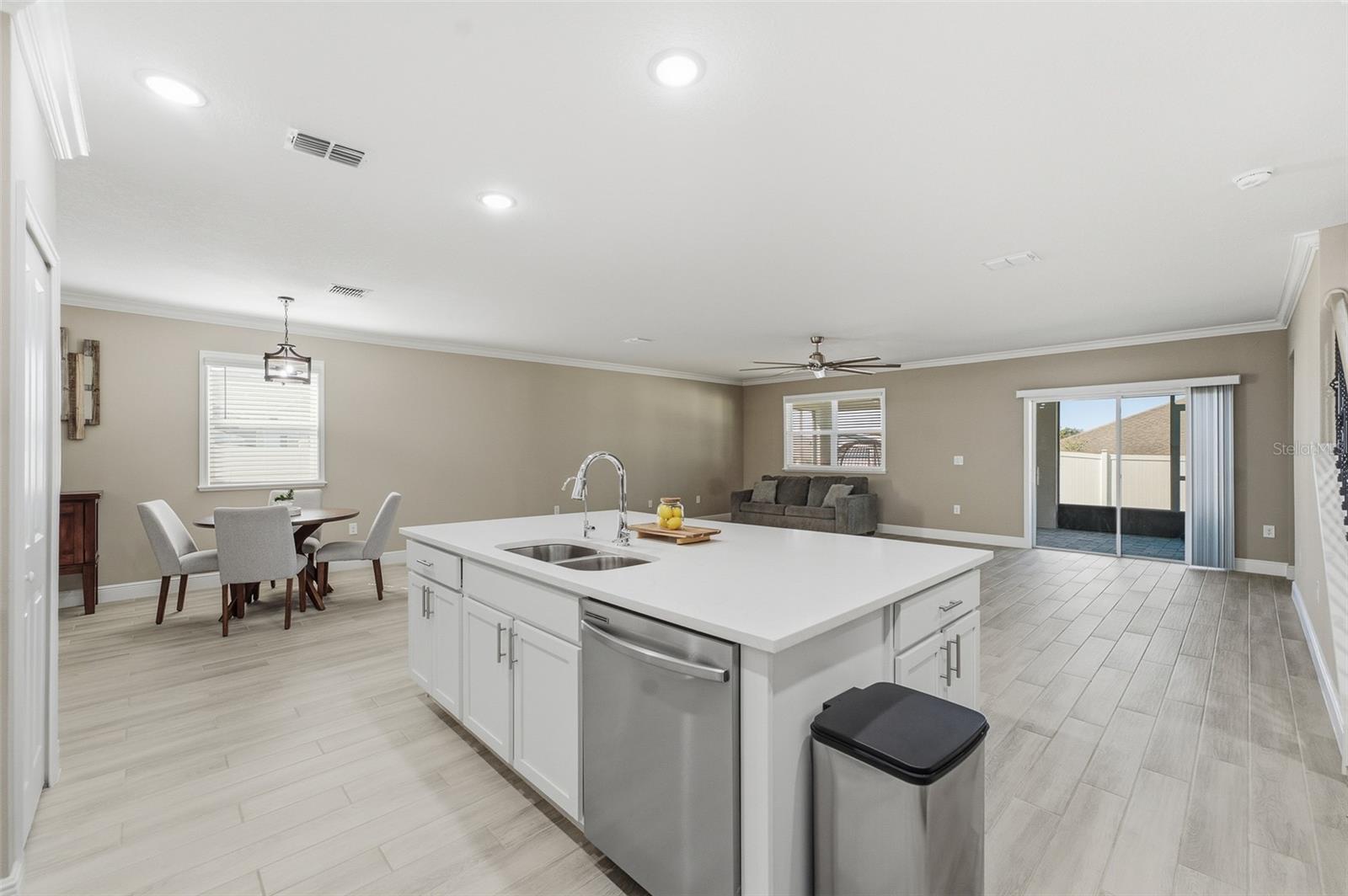 6601 TEMPO WAY, Mascotte, FL 34753