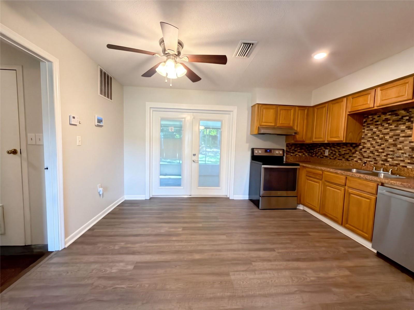 740 SE 28TH STREET, Ocala, FL 34471 740 SE 28TH STREET, Ocala, FL 34471