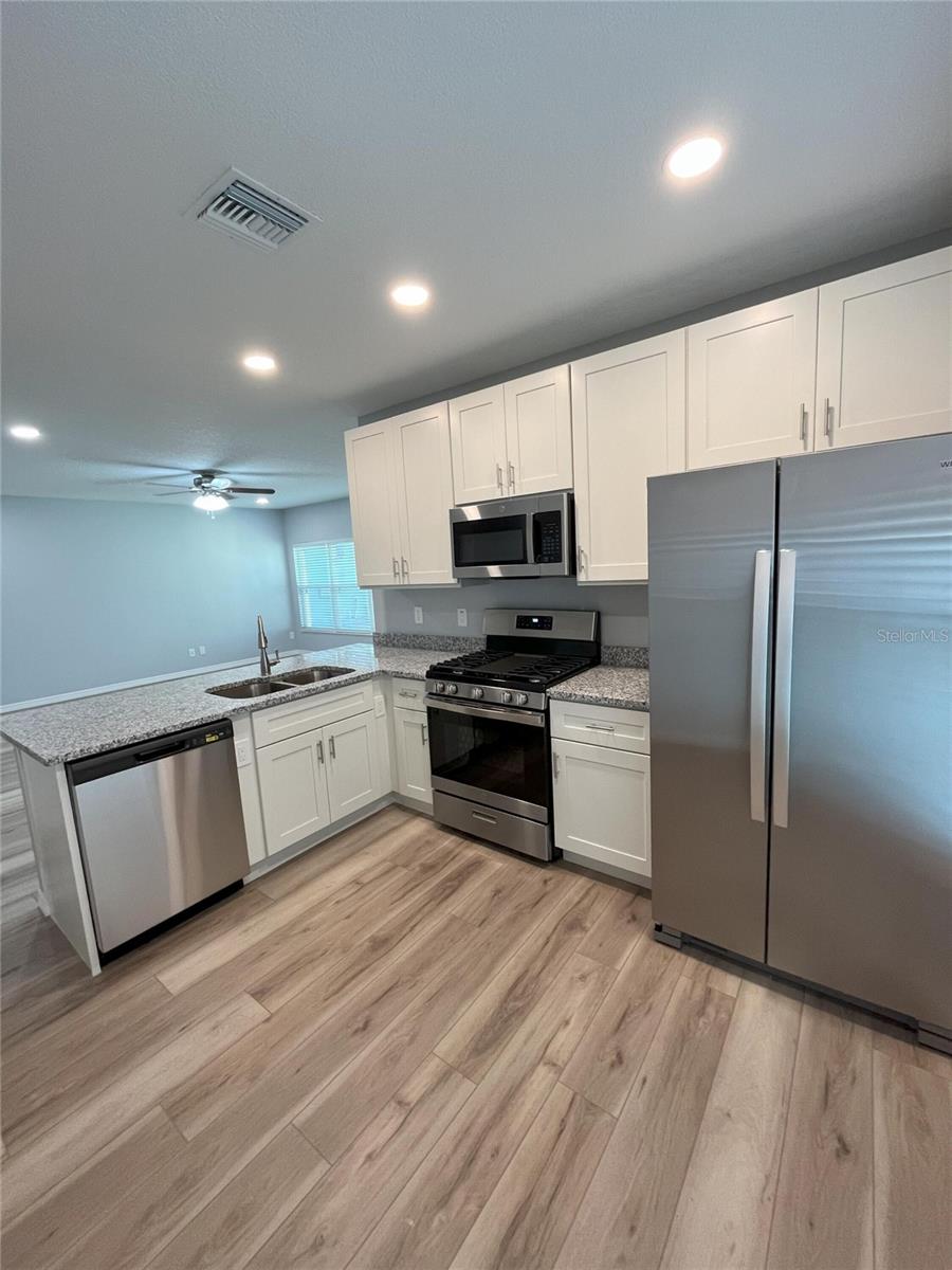 3304 SUMMER ISLAND COURT, Valrico, FL 33594