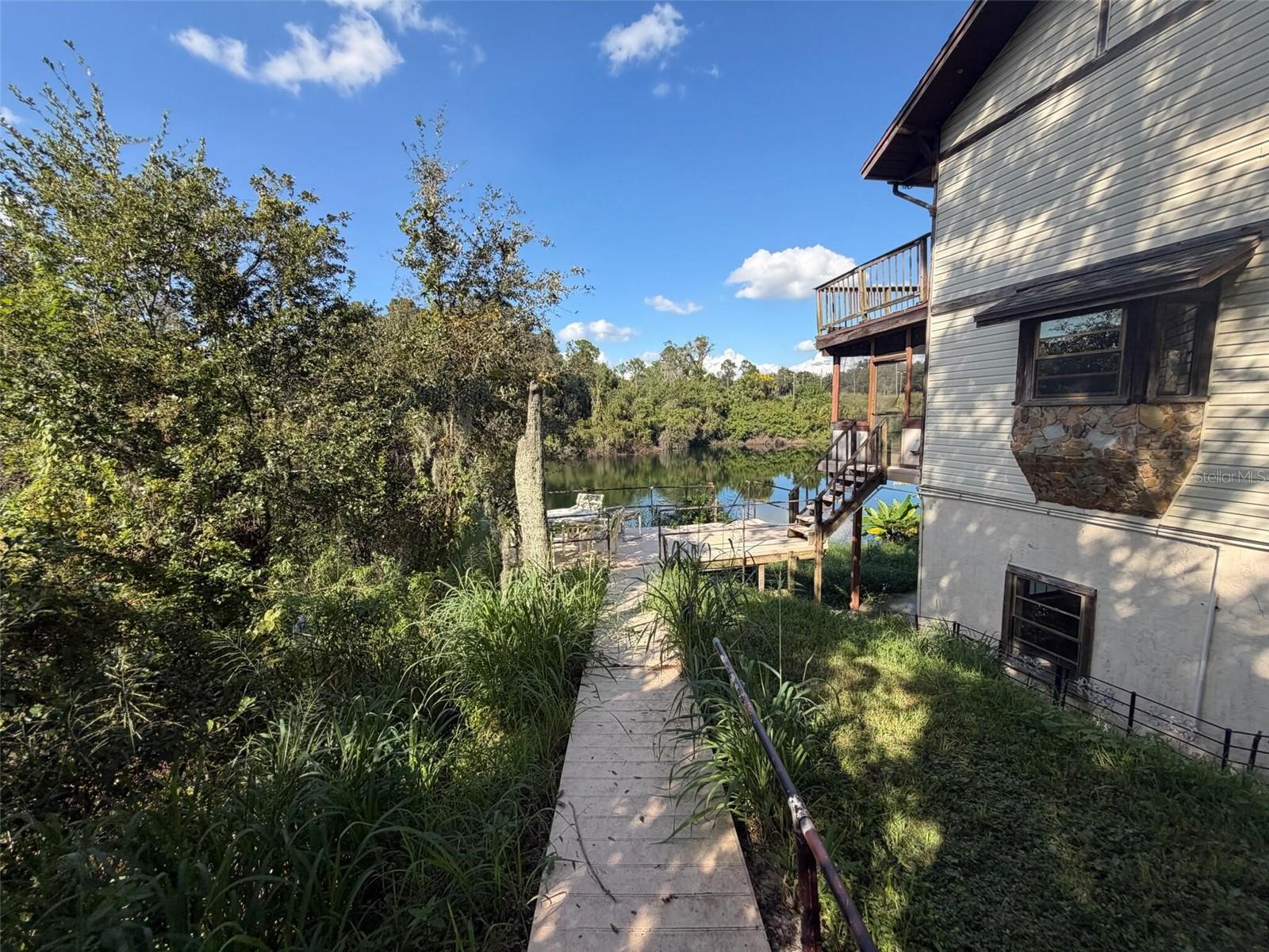 960 LAKE COVE TRAIL, Lakeland, FL 33813