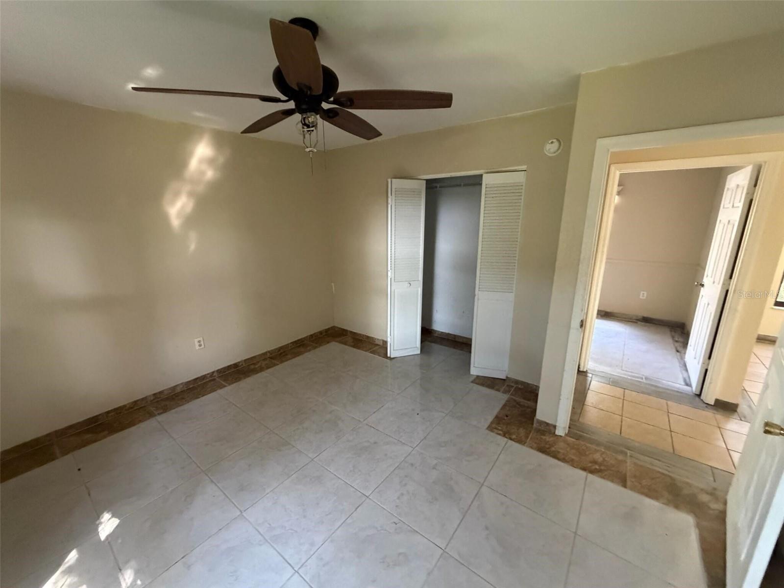 960 LAKE COVE TRAIL, Lakeland, FL 33813