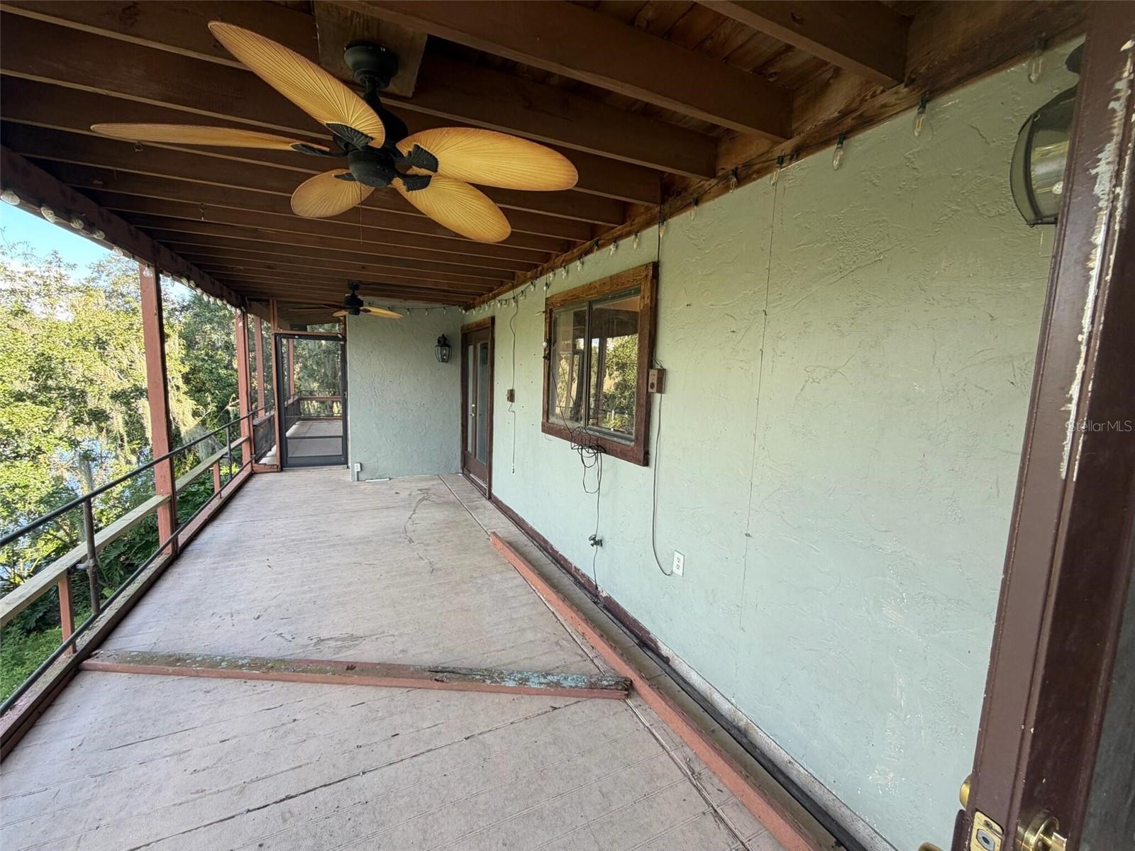 960 LAKE COVE TRAIL, Lakeland, FL 33813