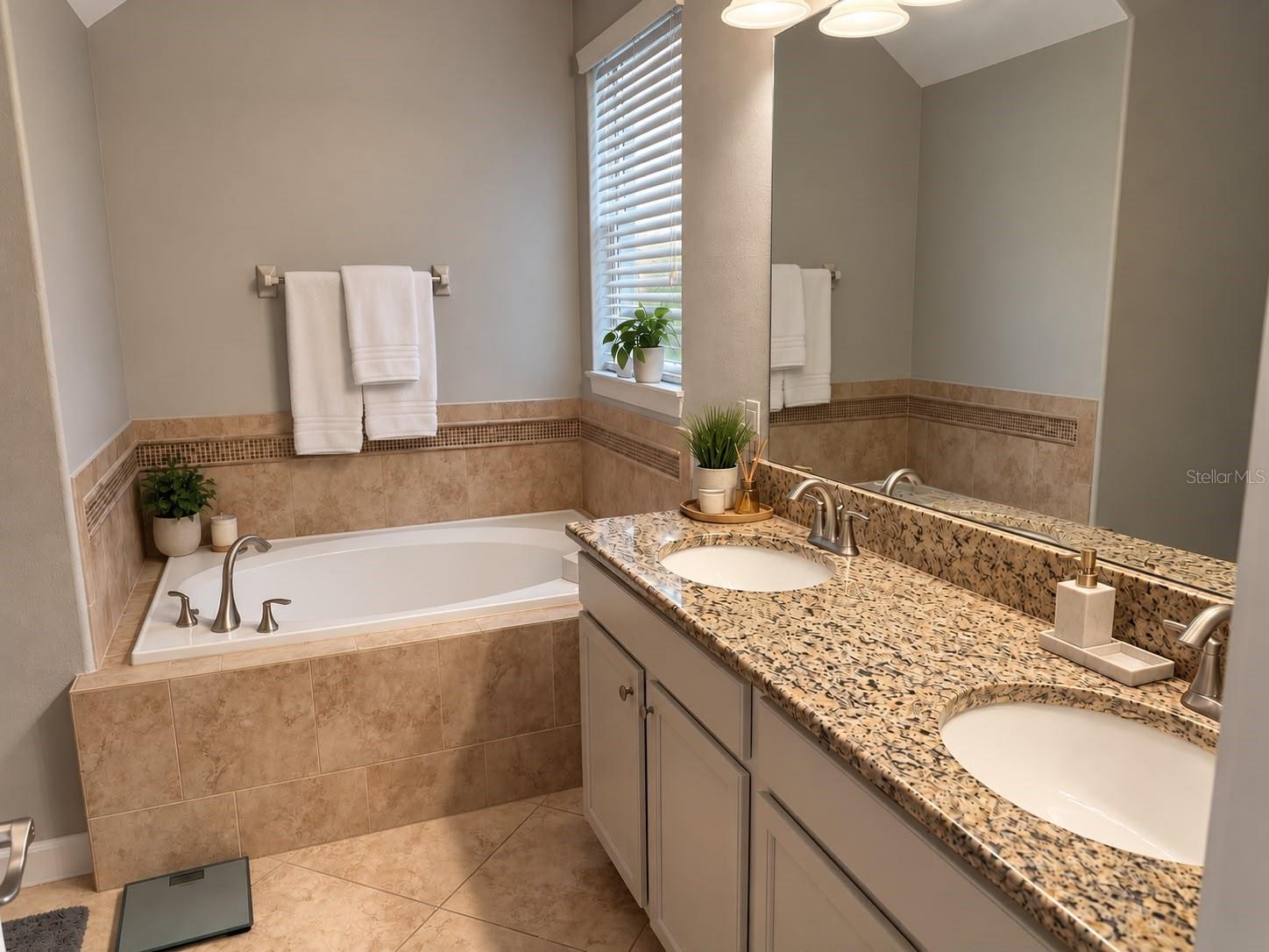 13019 GARRIDAN AVENUE, Windermere, FL 34786