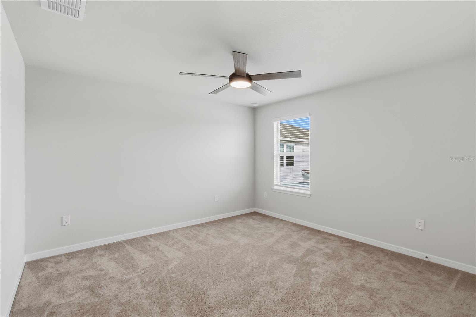 17319 MILLION LAKES COURT, Clermont, FL 34714