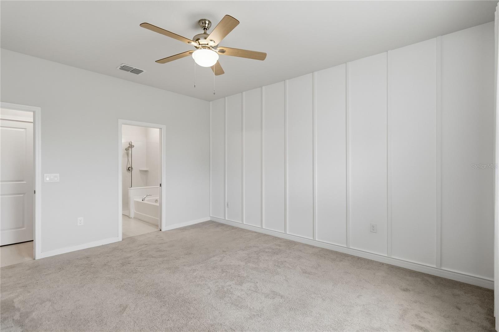 17319 MILLION LAKES COURT, Clermont, FL 34714