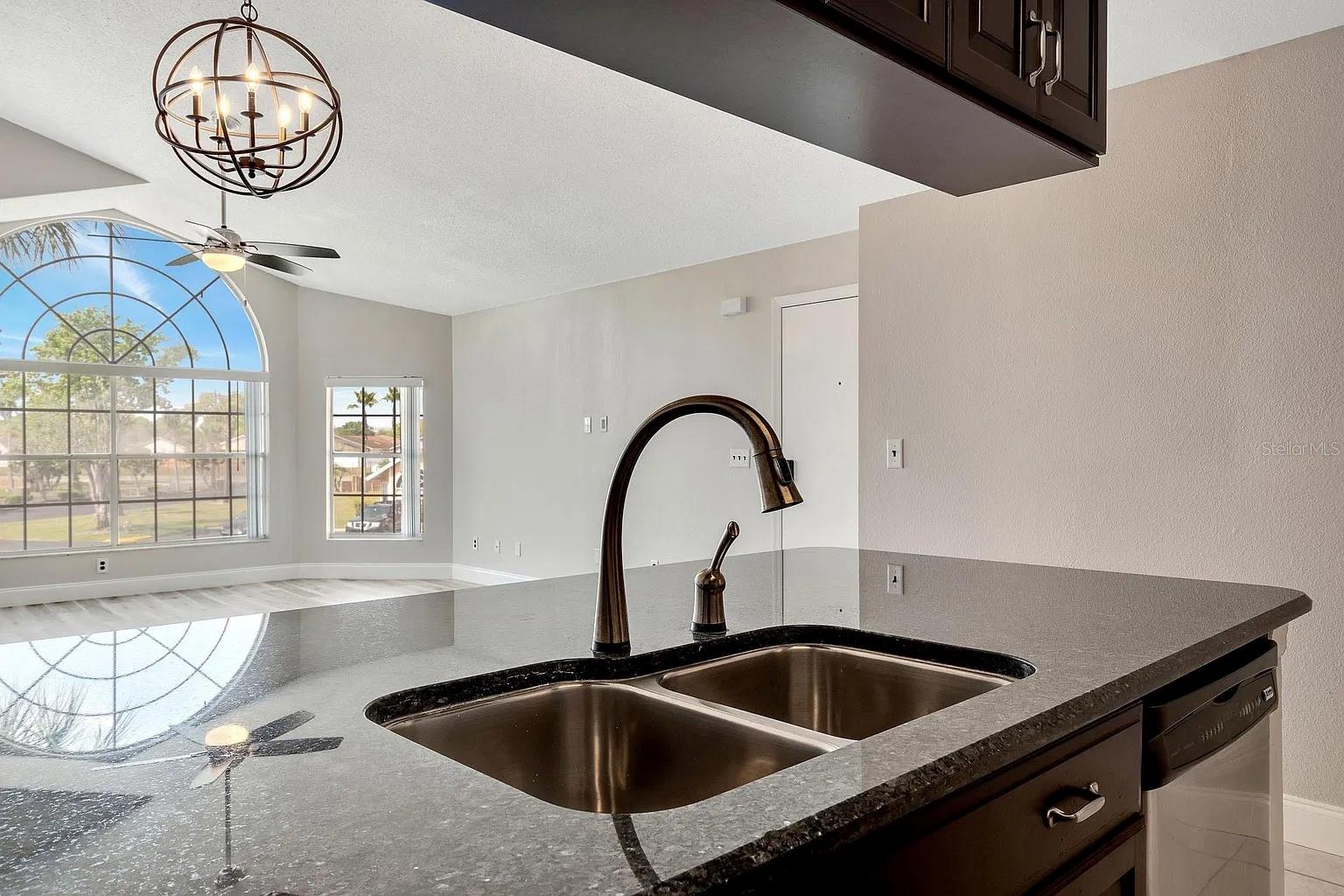 2452 SWEETWATER CLUB CIRCLE, #28, Kissimmee, FL 34746