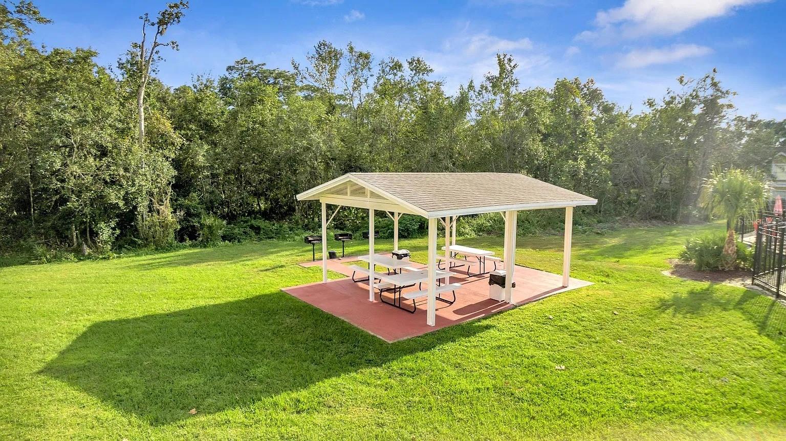 2452 SWEETWATER CLUB CIRCLE, #28, Kissimmee, FL 34746