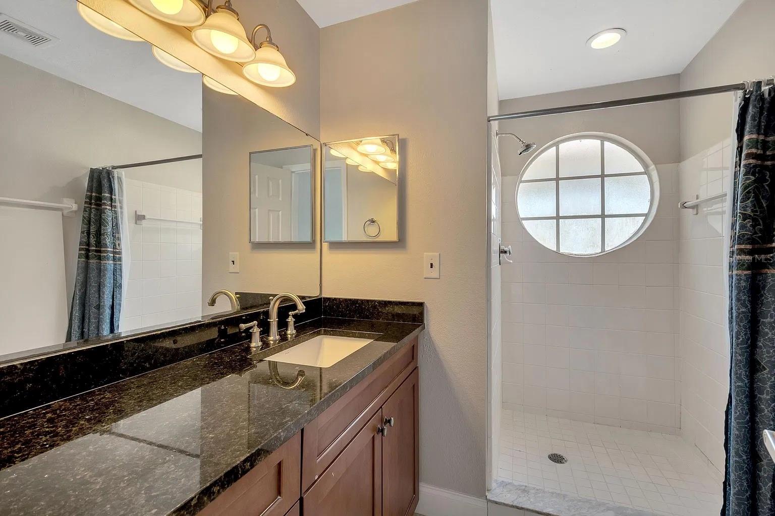 2452 SWEETWATER CLUB CIRCLE, #28, Kissimmee, FL 34746