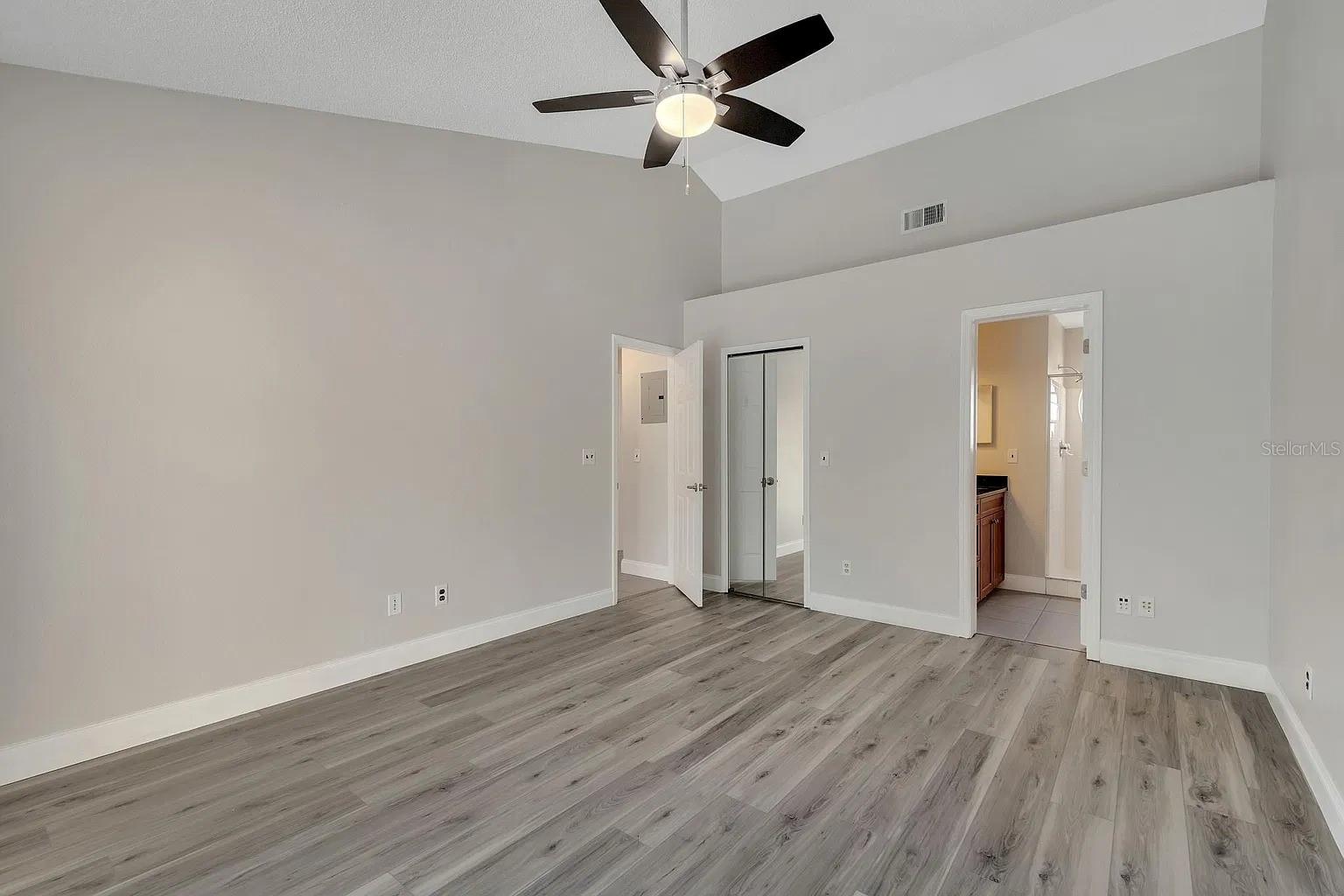 2452 SWEETWATER CLUB CIRCLE, #28, Kissimmee, FL 34746