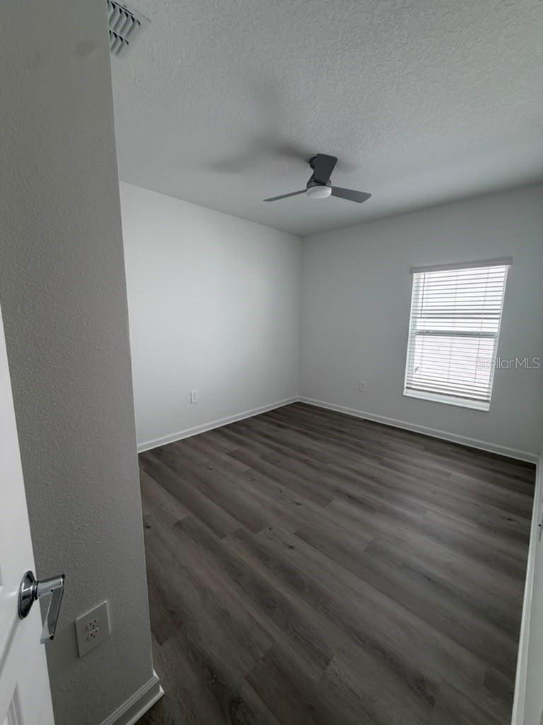 2713 RUNNERS CIRCLE, Clermont, FL 34714