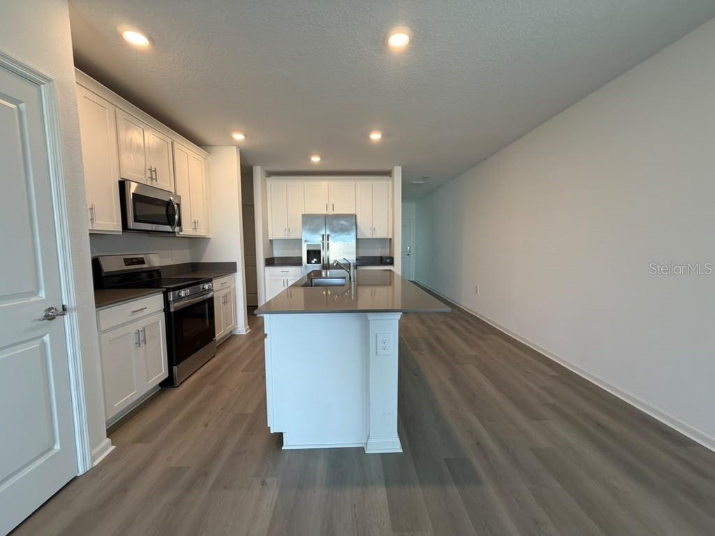2713 RUNNERS CIRCLE, Clermont, FL 34714 2713 RUNNERS CIRCLE, Clermont, FL 34714