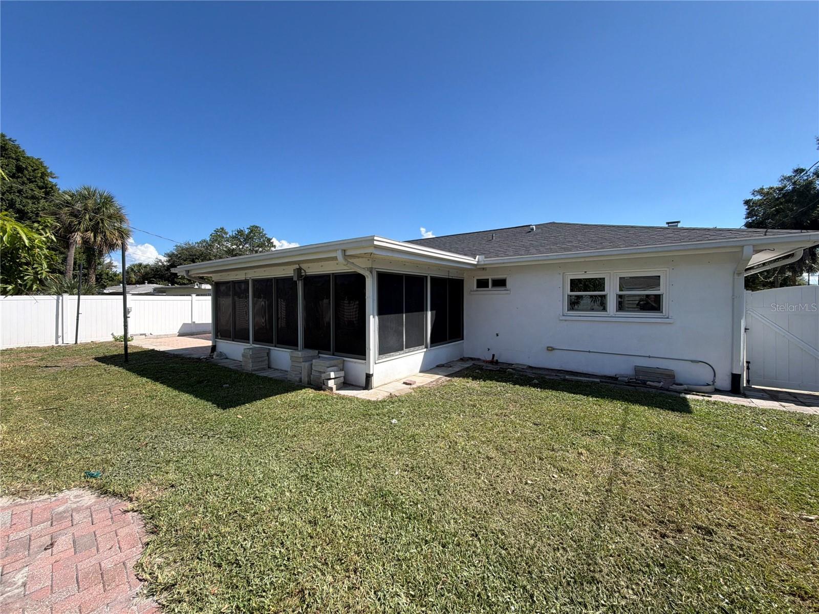 2645 ROY HANNA DRIVE S, St Petersburg, FL 33712