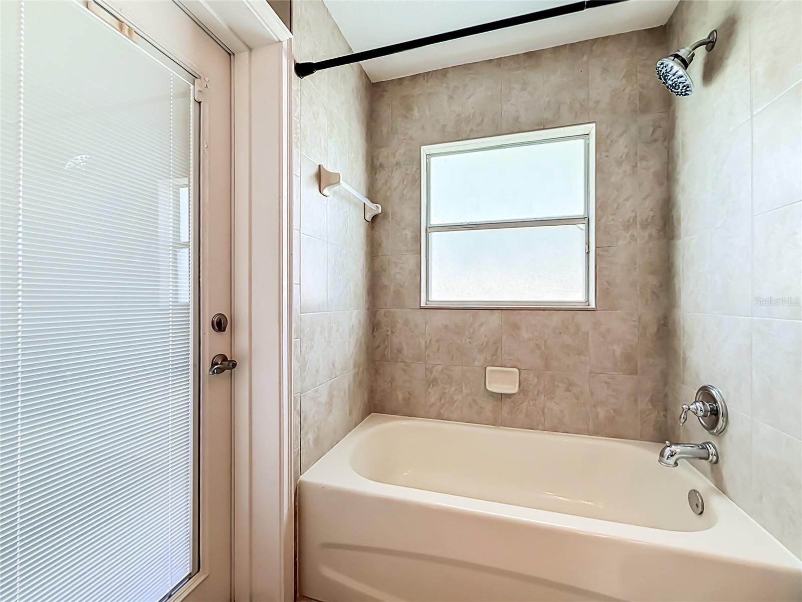 301 ASHTON WOODS LANE, Leesburg, FL 34748