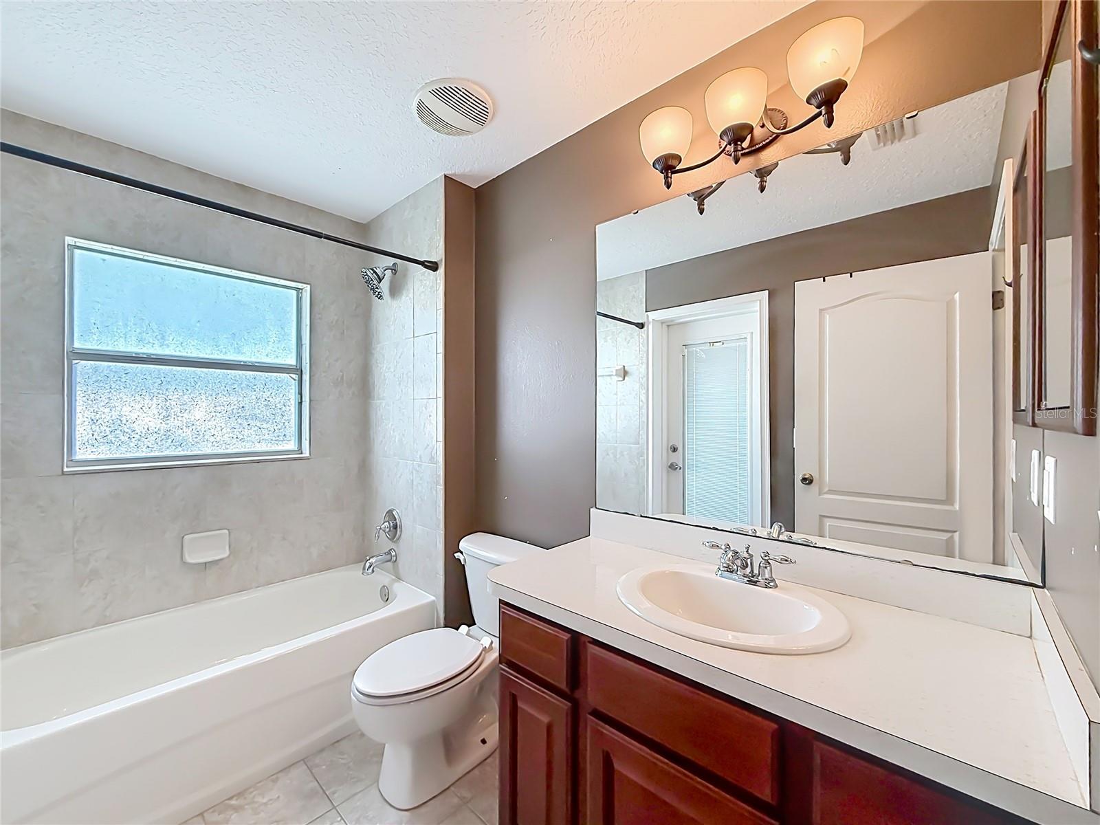 301 ASHTON WOODS LANE, Leesburg, FL 34748