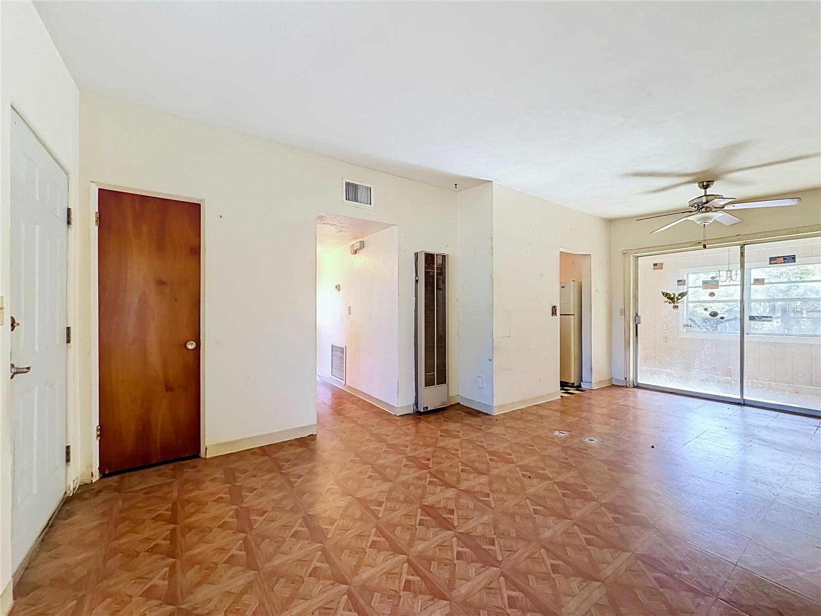400 E 5TH STREET, Chuluota, FL 32766