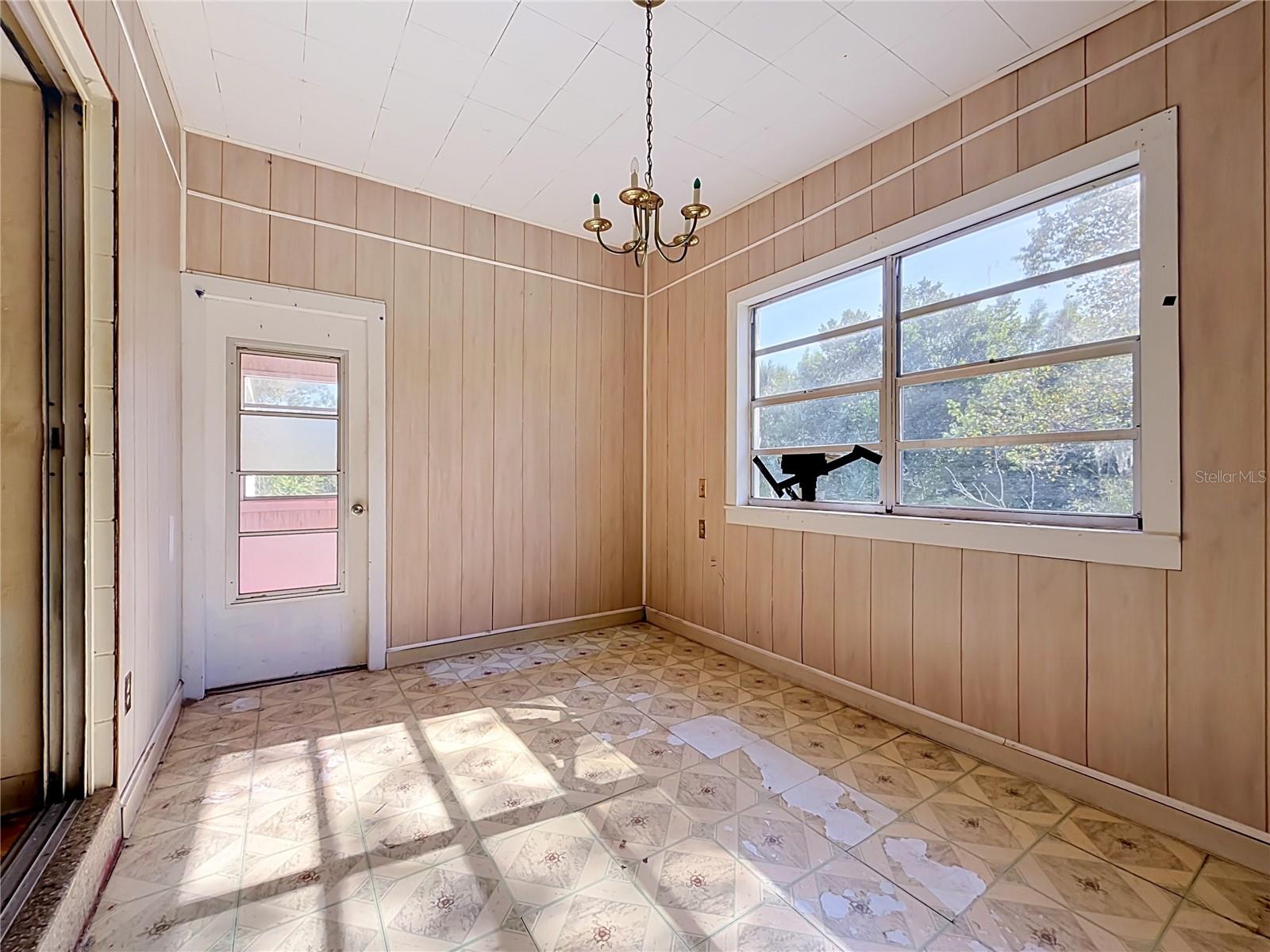 400 E 5TH STREET, Chuluota, FL 32766