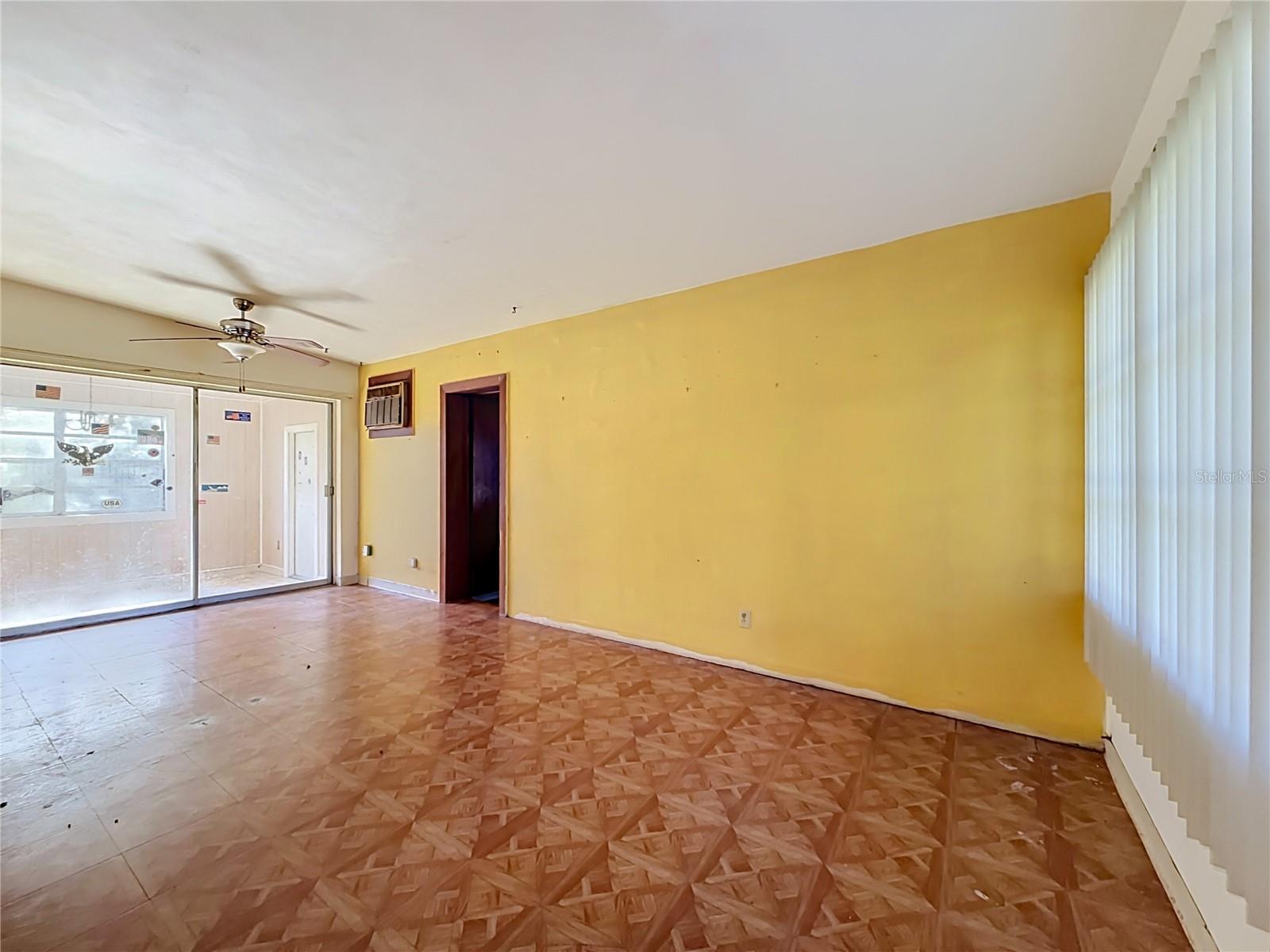 400 E 5TH STREET, Chuluota, FL 32766