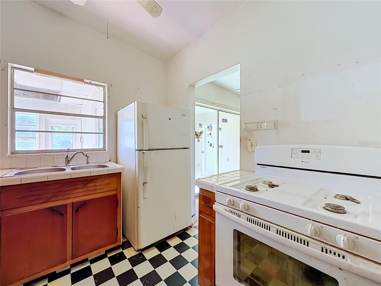 400 E 5TH STREET, Chuluota, FL 32766