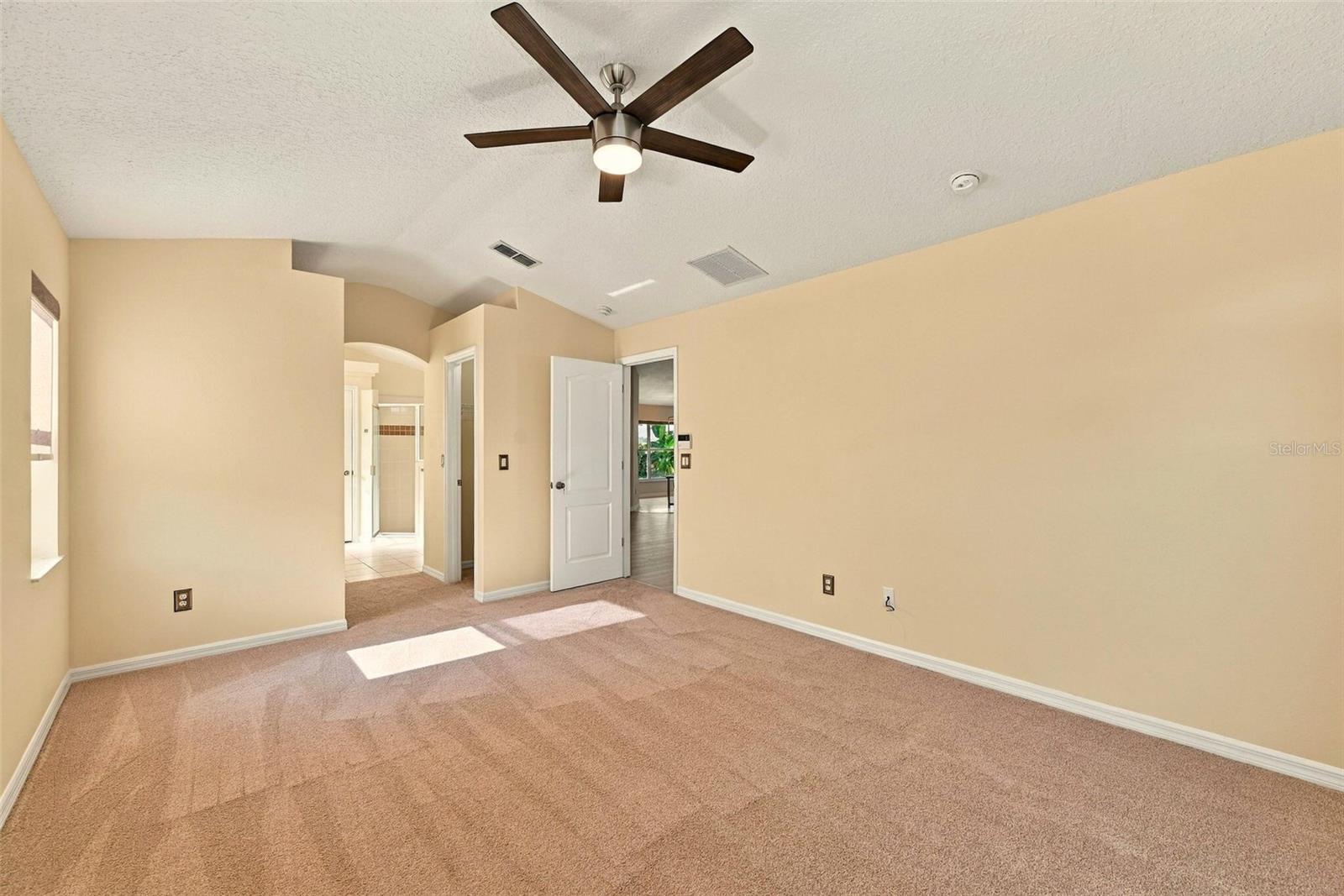 1071 PRINCETON DRIVE, Clermont, FL 34711